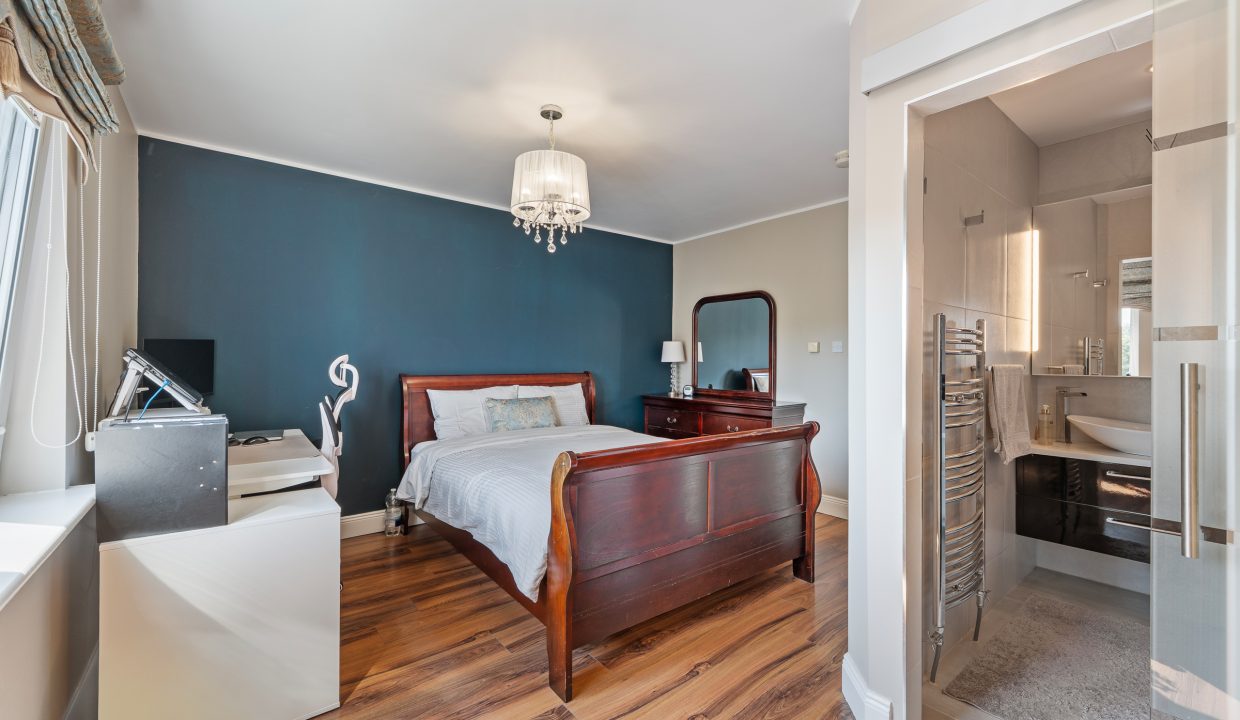4 The Avenue - interior-2