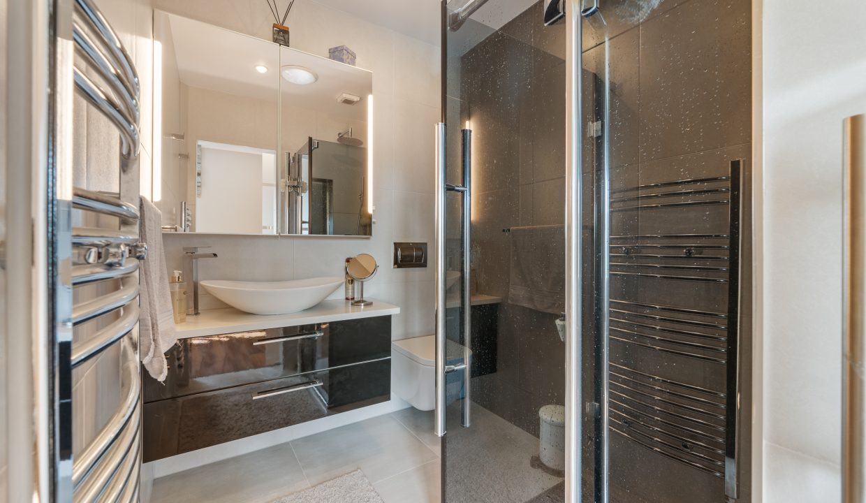 4 The Avenue - interior-4
