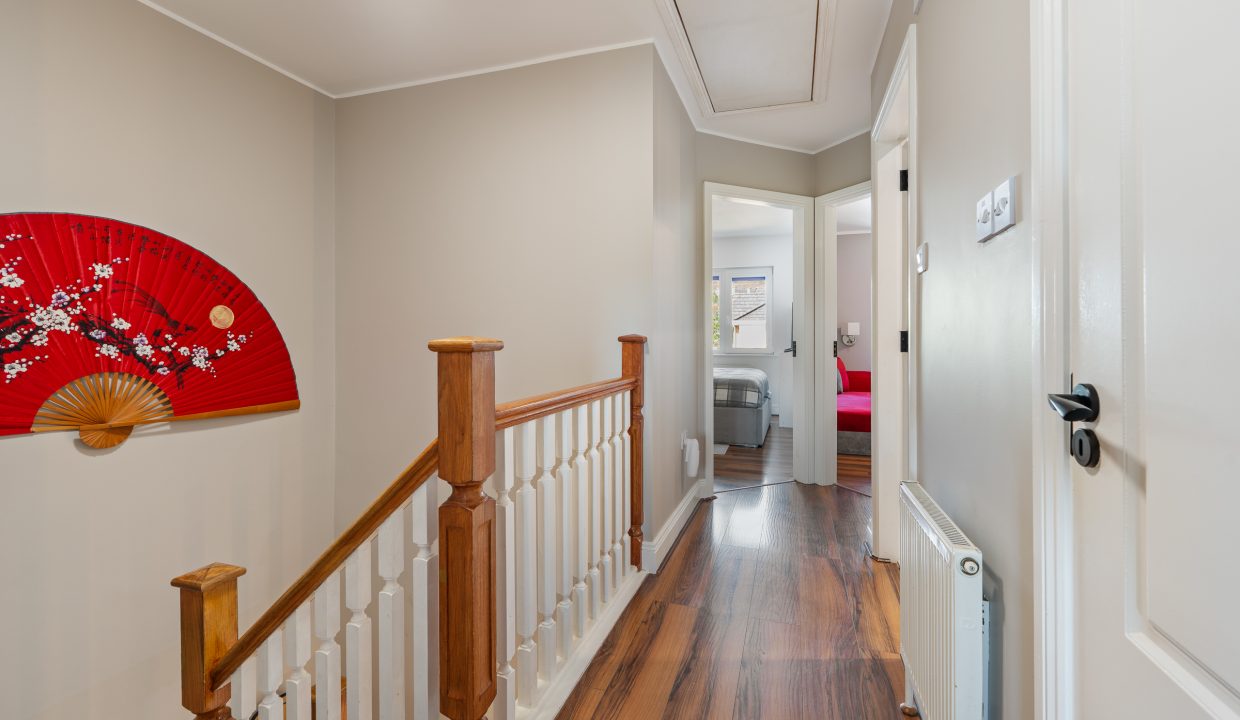 4 The Avenue - interior-5