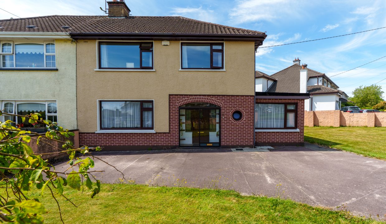8 Firgrove Lawn - exterior-9