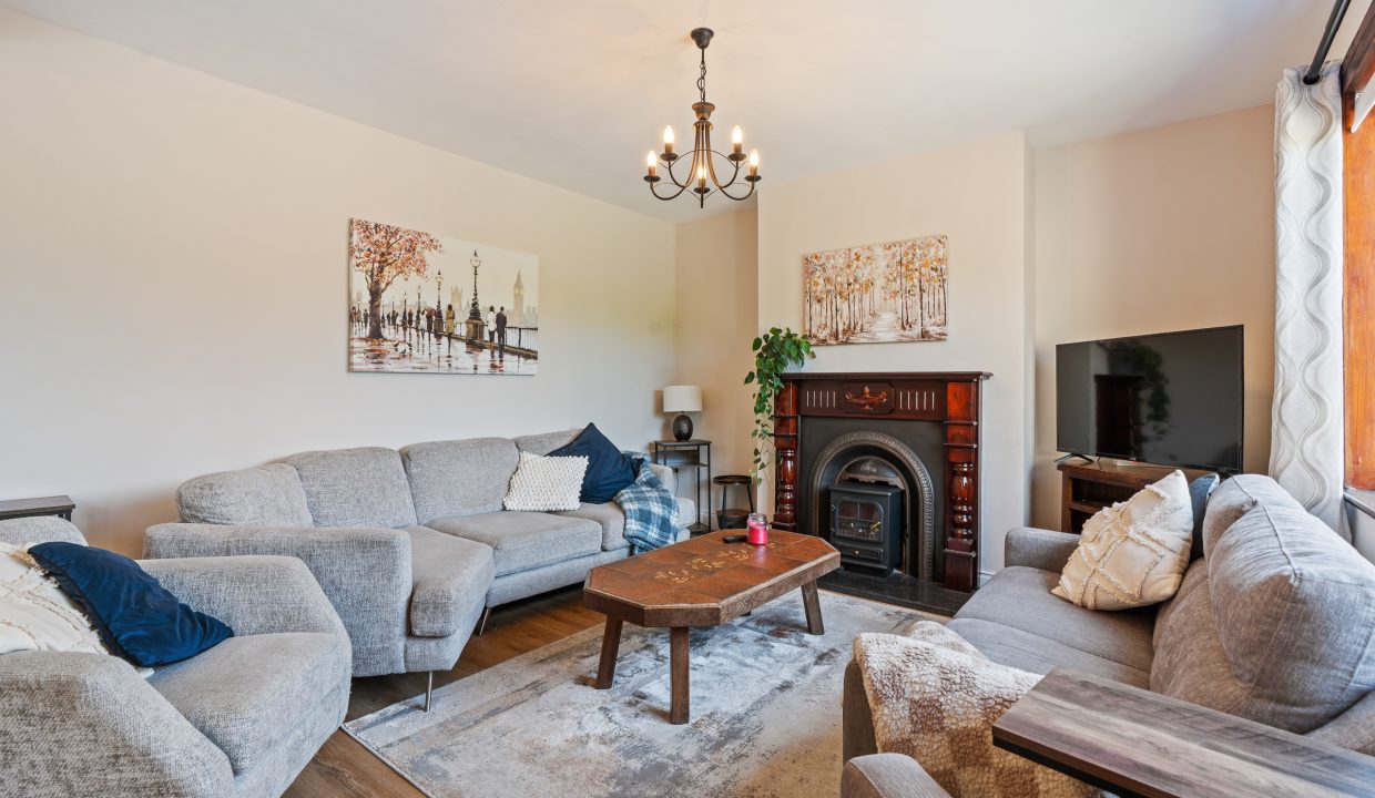 8 Firgrove Lawn - interior-11