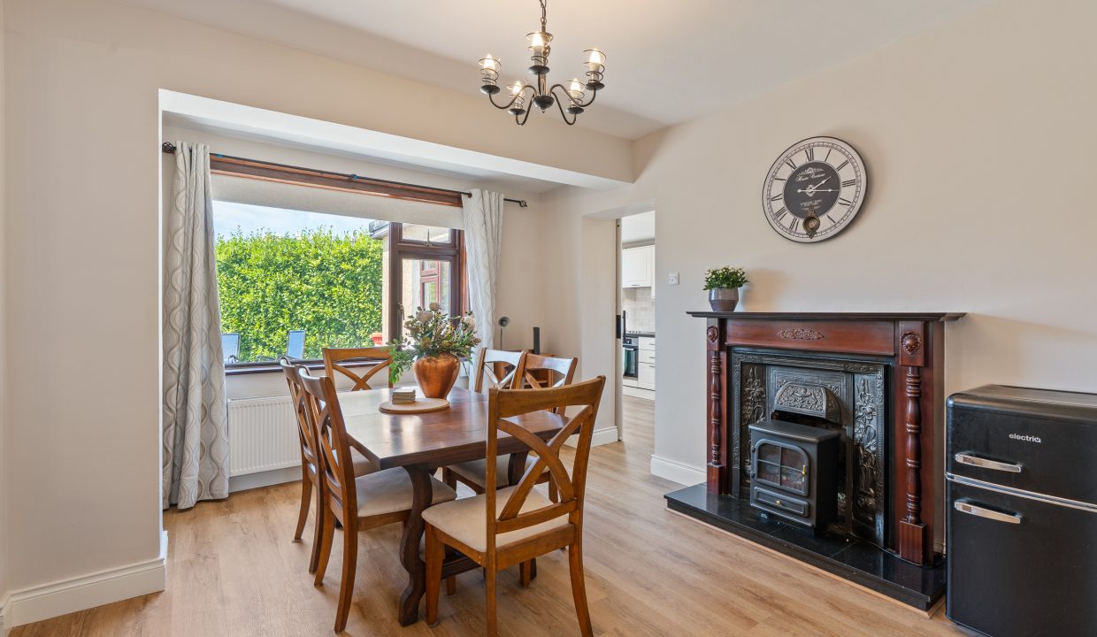 8 Firgrove Lawn - interior-14