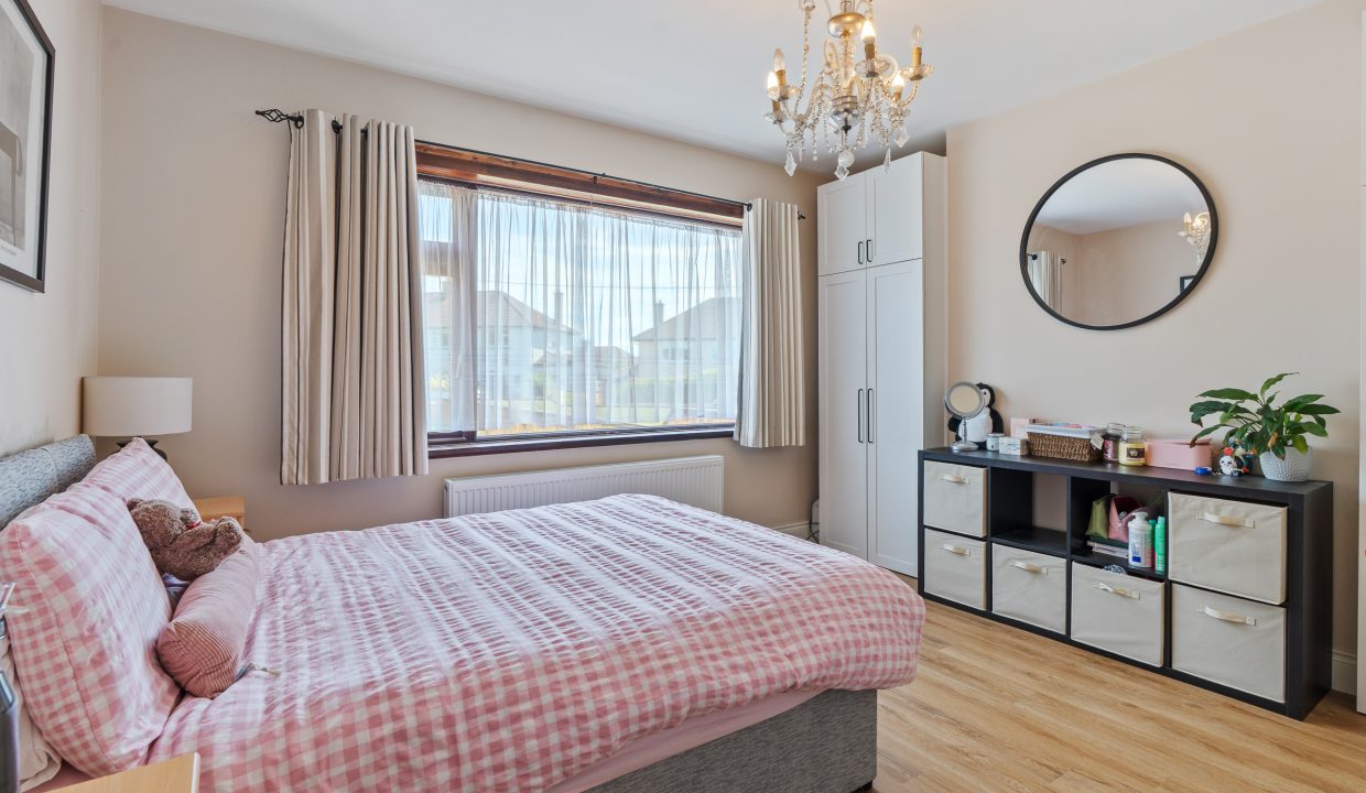 8 Firgrove Lawn - interior-4