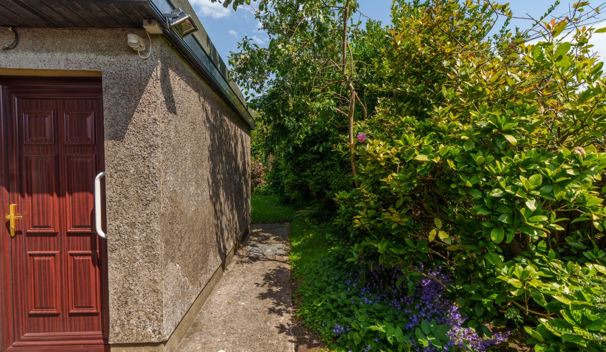 8 St Christopher’s Avenue - exterior-11