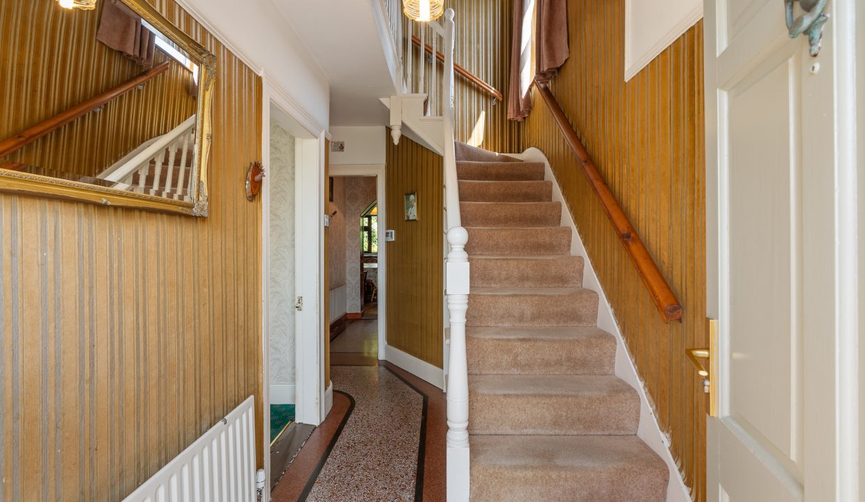 8 St Christopher’s Avenue - interior-1