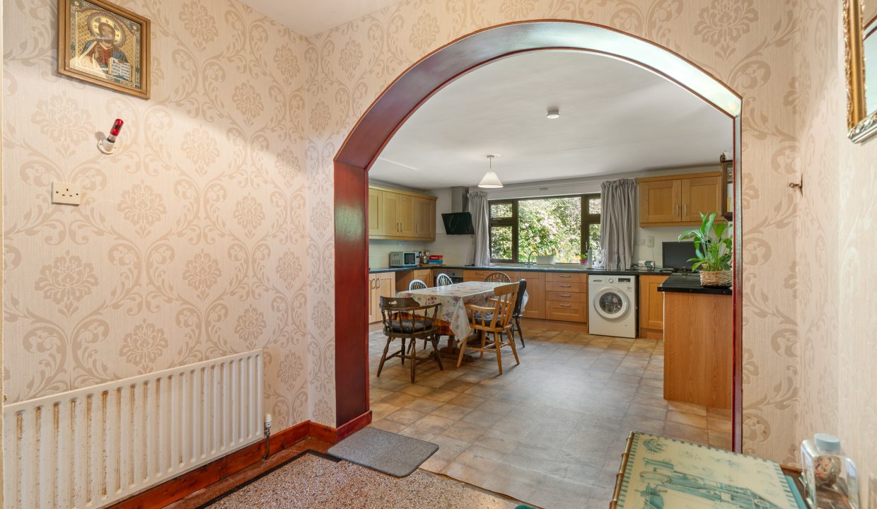 8 St Christopher’s Avenue - interior-3