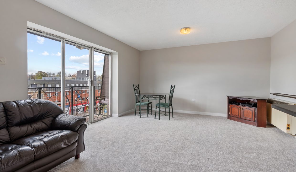 Apt 5, Waterside Quay - interior-16