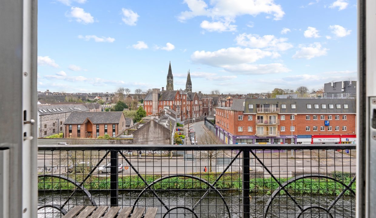 Apt 5, Waterside Quay - interior-20