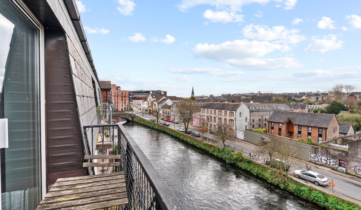 Apt 5, Waterside Quay - interior-21