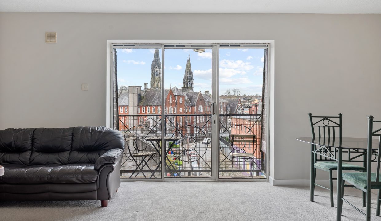 Apt 5, Waterside Quay - interior-9