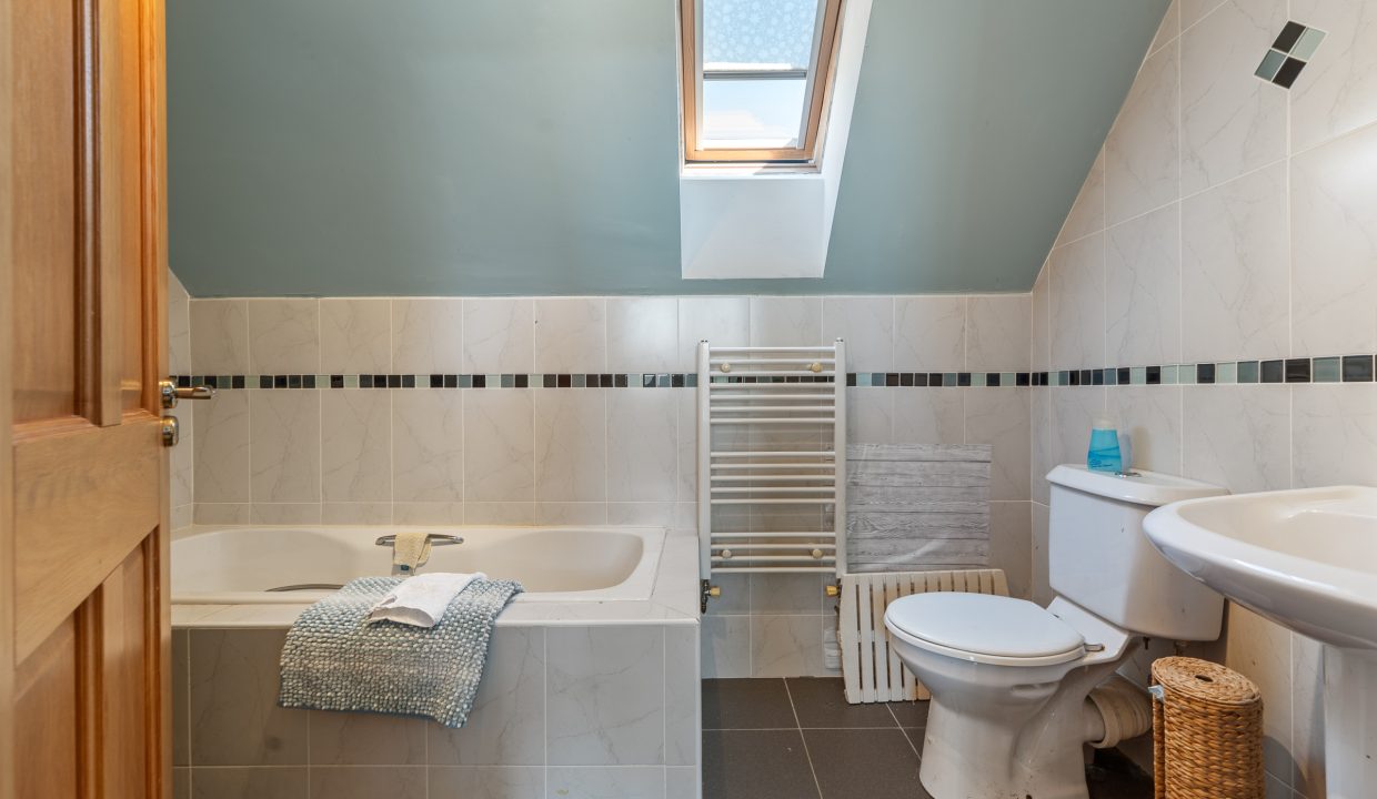 Mill house, Corran Waterfall - interior-6