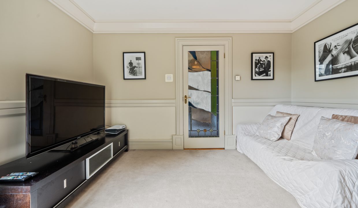 Woodbrook House - interior-10