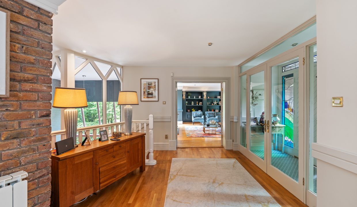 Woodbrook House - interior-4