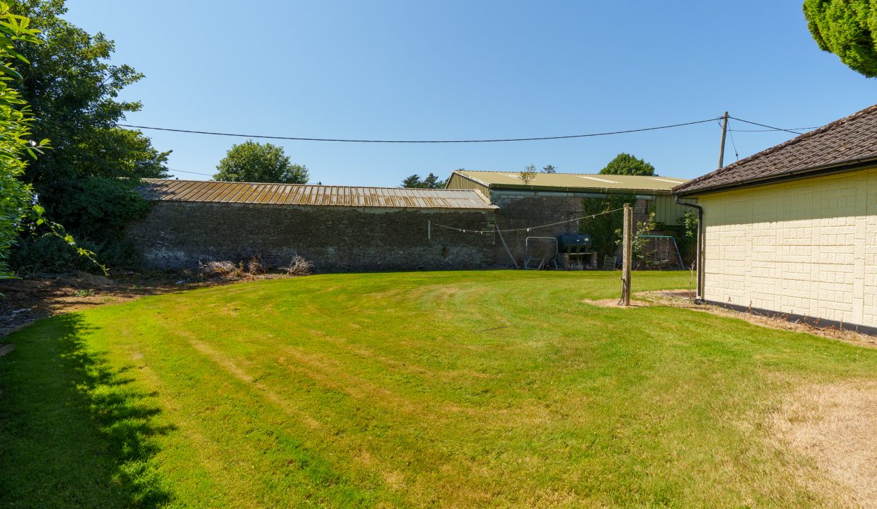 Yellow House, Kilcully - exterior-14