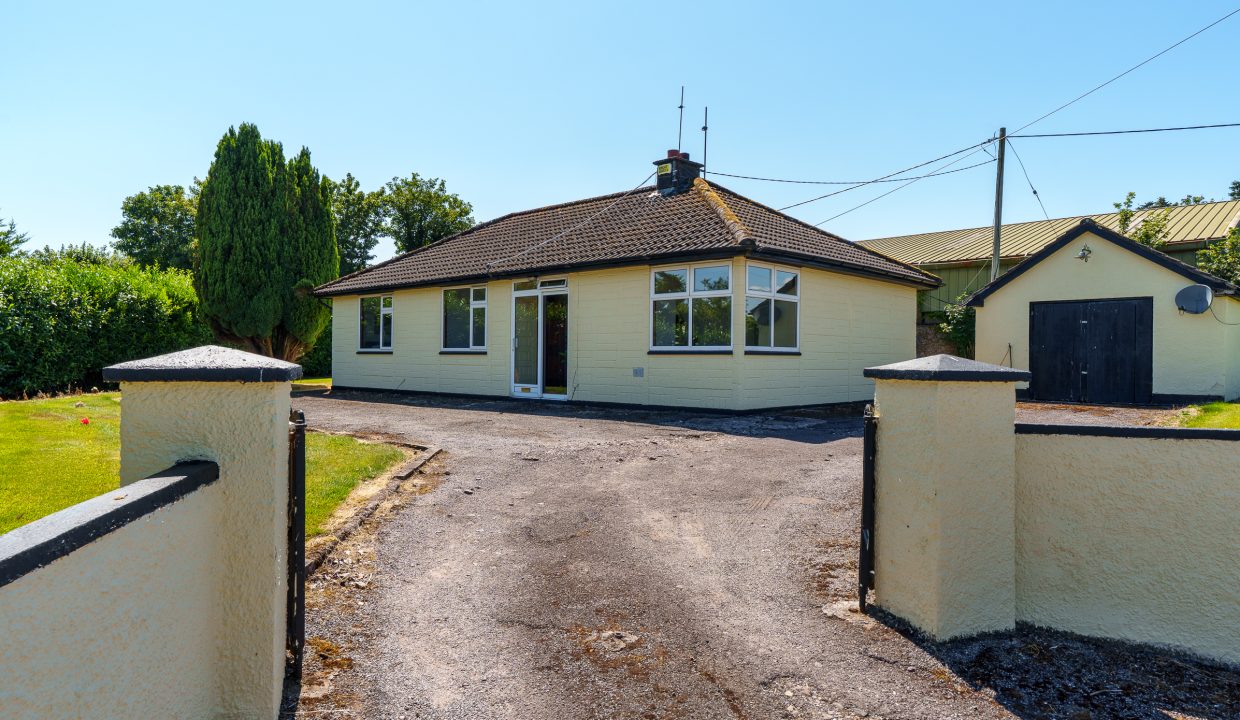 Yellow House, Kilcully - exterior-3