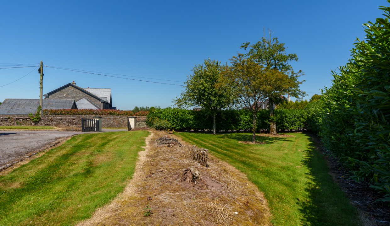 Yellow House, Kilcully - exterior-9