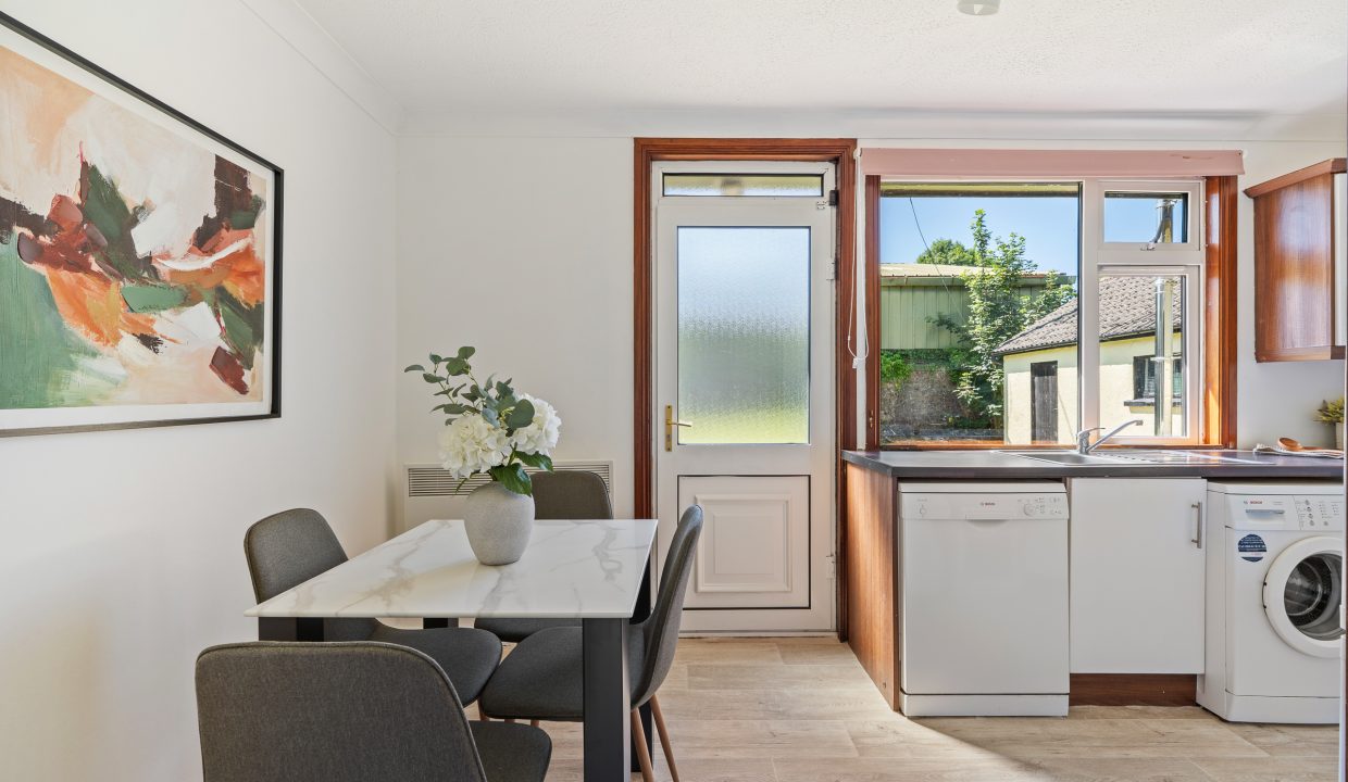 Yellow House, Kilcully - interior-8