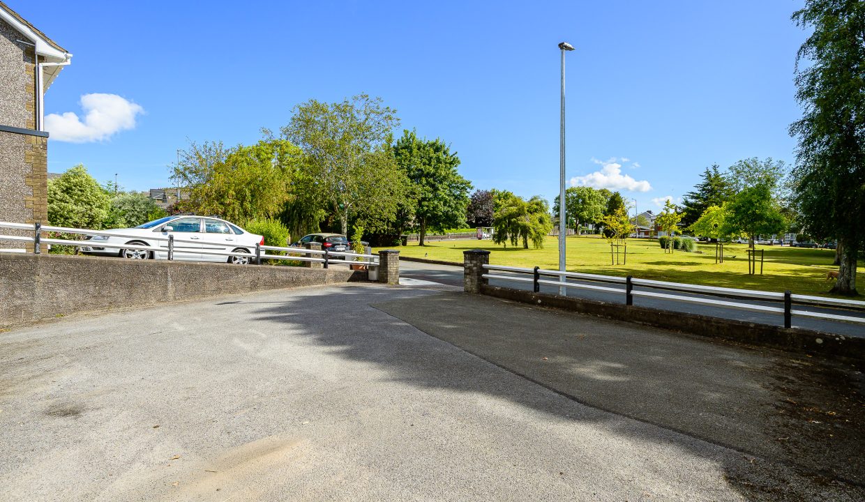 08.07 3 Bishopscourt Green, Bishopstown, Cork - ERA - H-Pix WEB 07