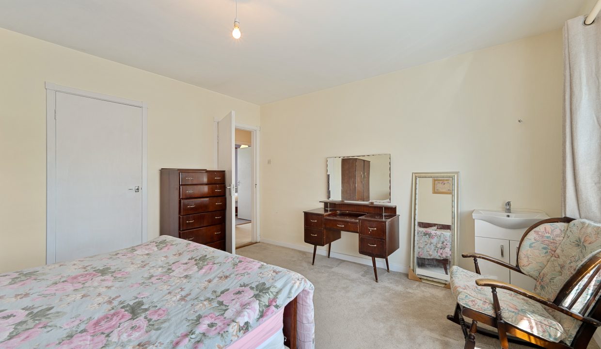 08.07 3 Bishopscourt Green, Bishopstown, Cork - ERA - H-Pix WEB 36