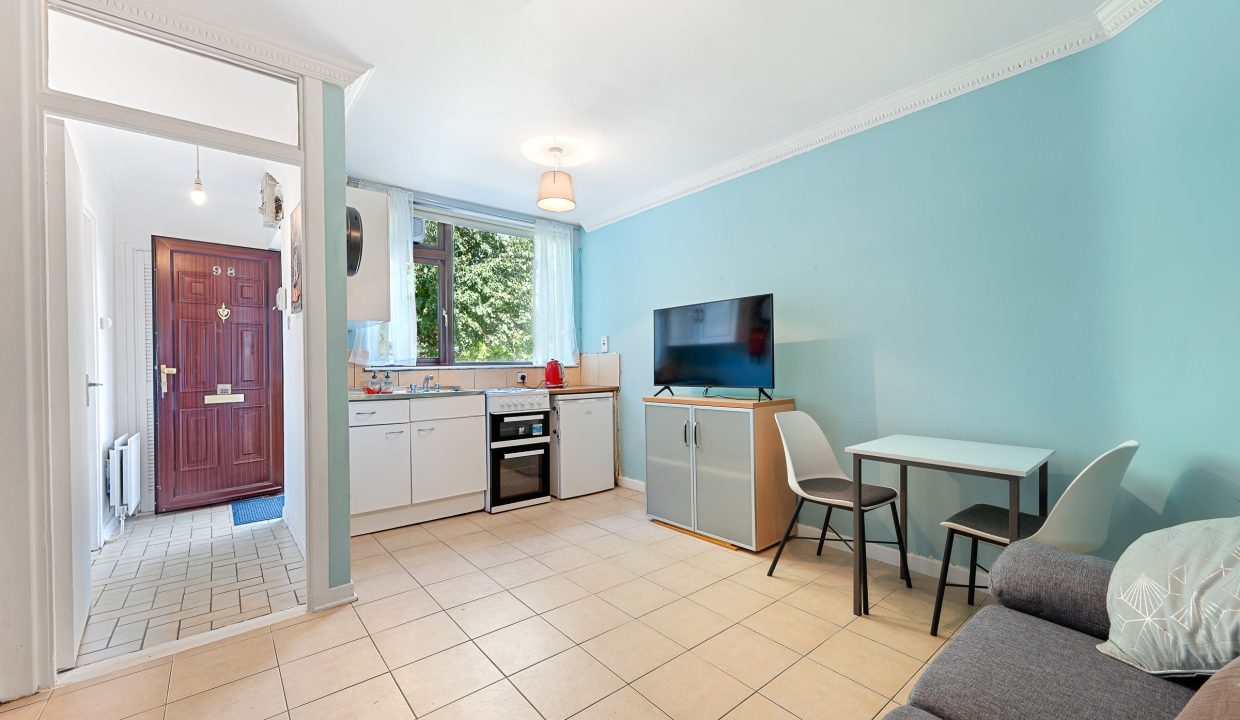 08.11 98 White Oaks, Wilton, Cork - ERA - H-Pix WEB 13