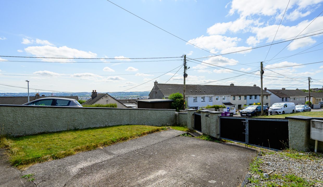 08.14 8 Inniscarra Road, Fairhill - ERA - H-Pix WEB 06