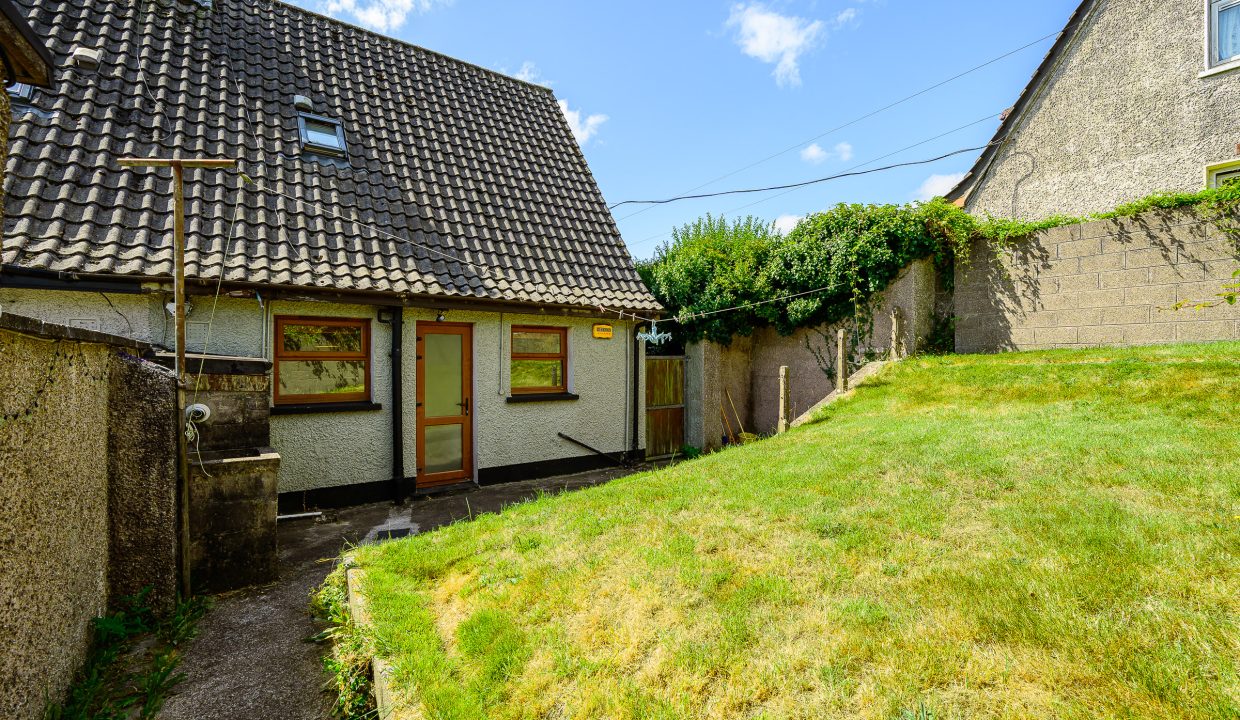 08.14 8 Inniscarra Road, Fairhill - ERA - H-Pix WEB 07