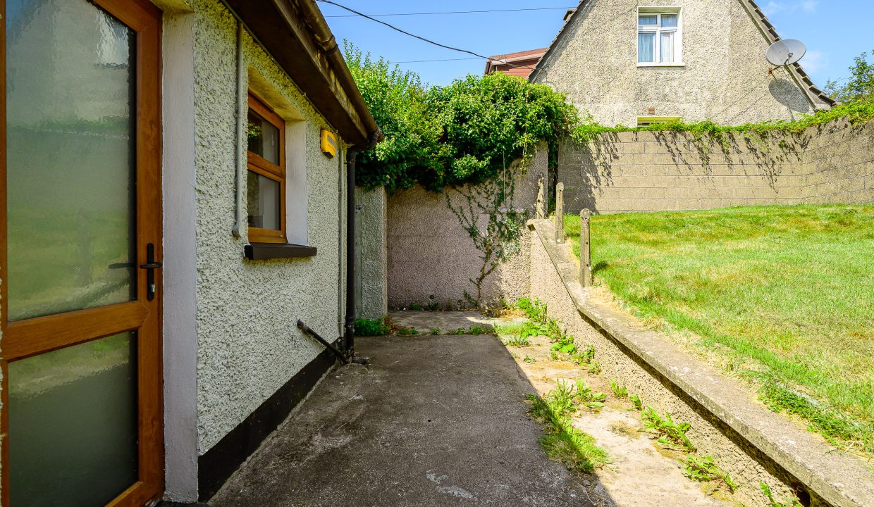 08.14 8 Inniscarra Road, Fairhill - ERA - H-Pix WEB 10