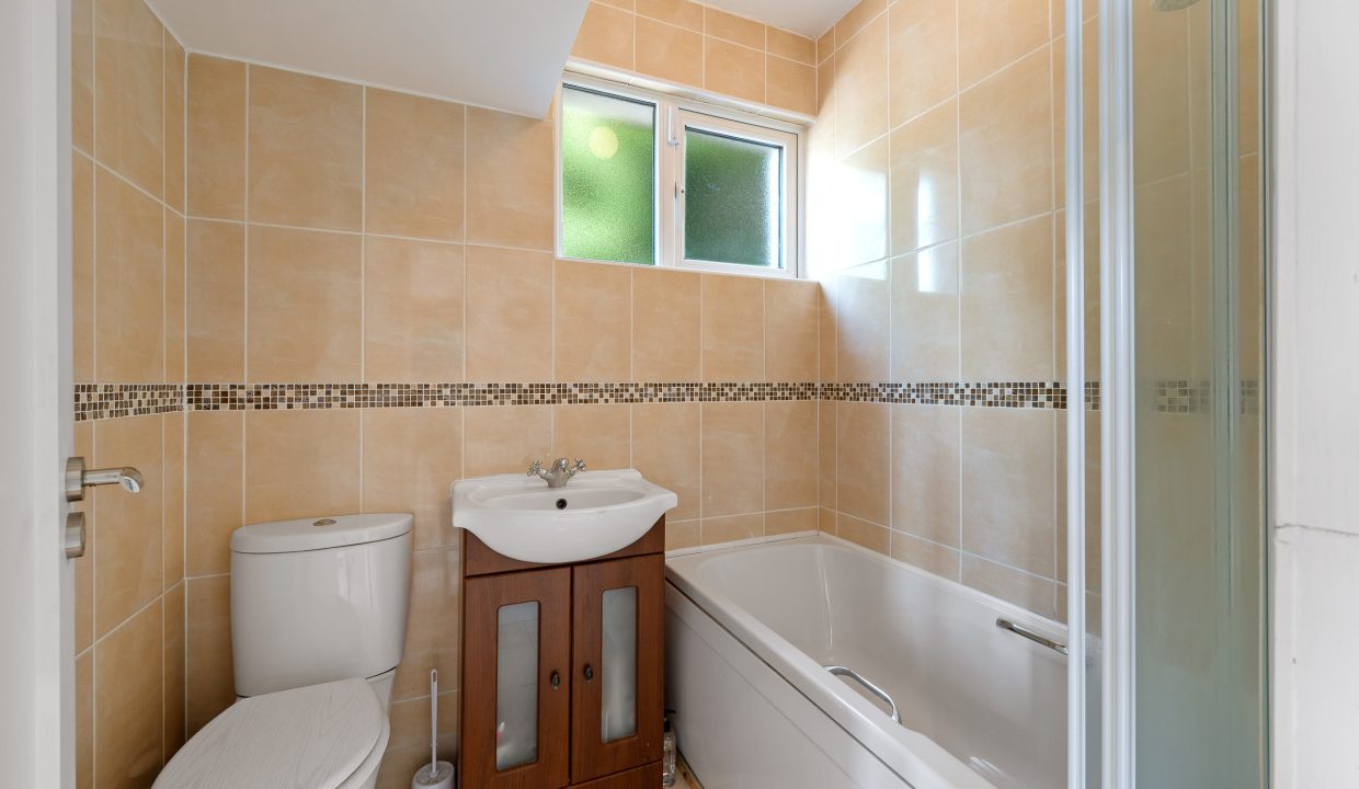 08.14 8 Inniscarra Road, Fairhill - ERA - H-Pix WEB 18