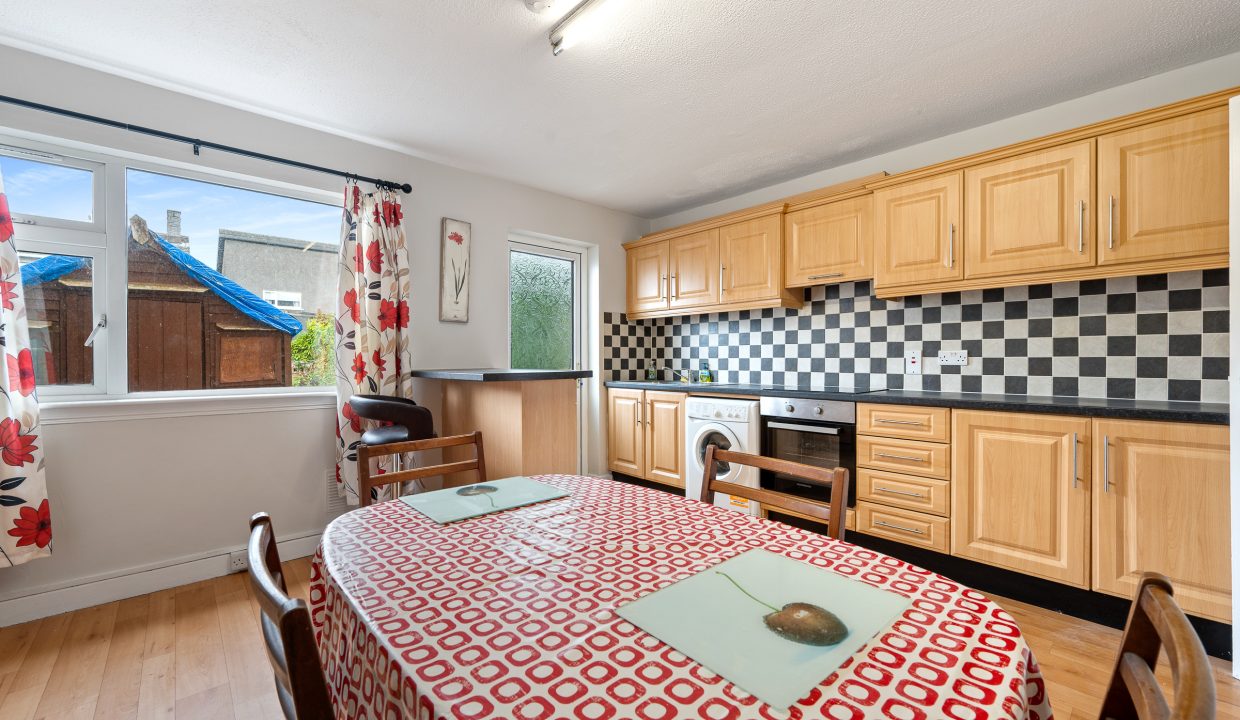 08.19 44 Greenhills Court, Douglas, Cork - ERA - H-Pix WEB 17