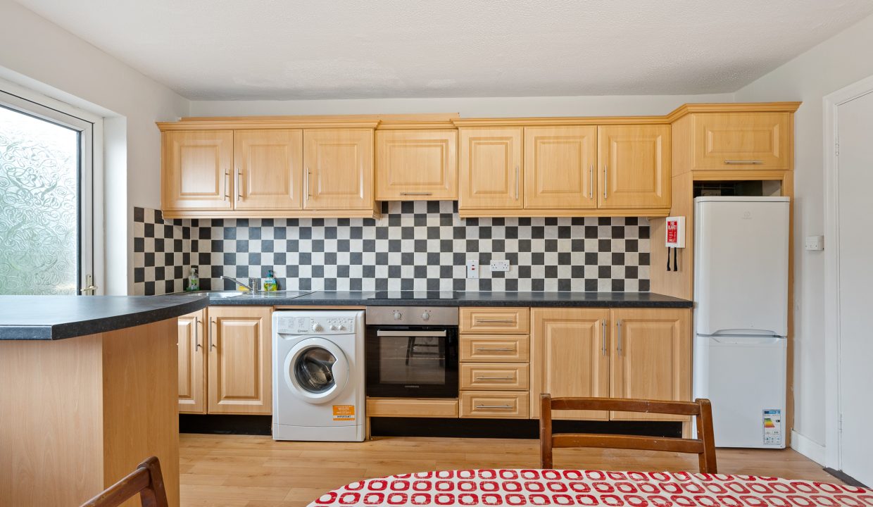 08.19 44 Greenhills Court, Douglas, Cork - ERA - H-Pix WEB 19