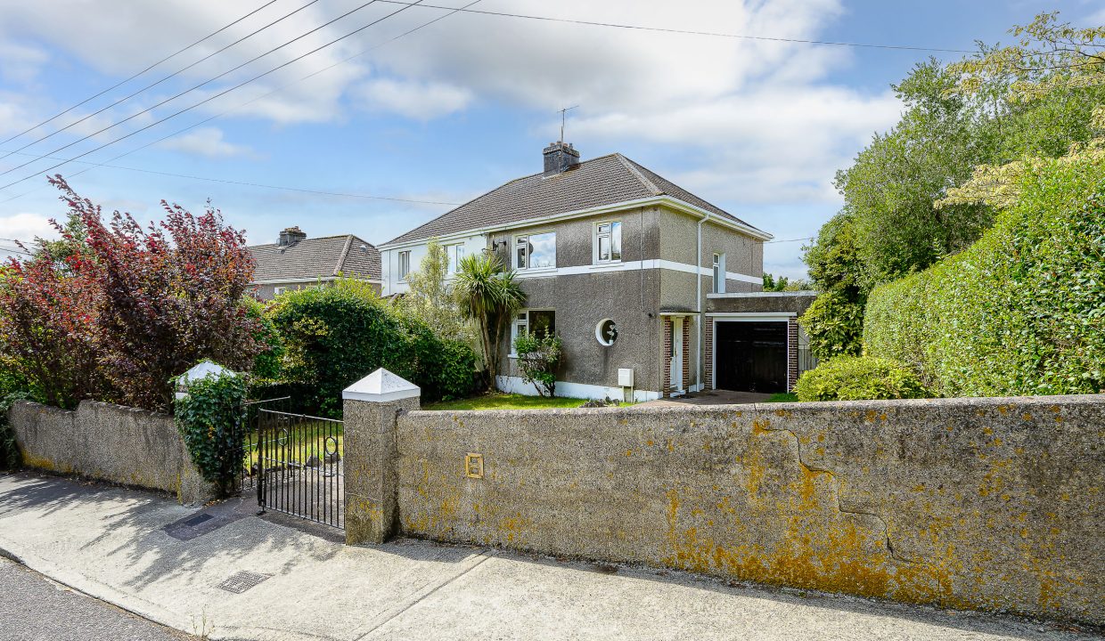 08.21 Hillside, 8 Lake Lawn, Well Road - ERA - H-Pix WEB 02