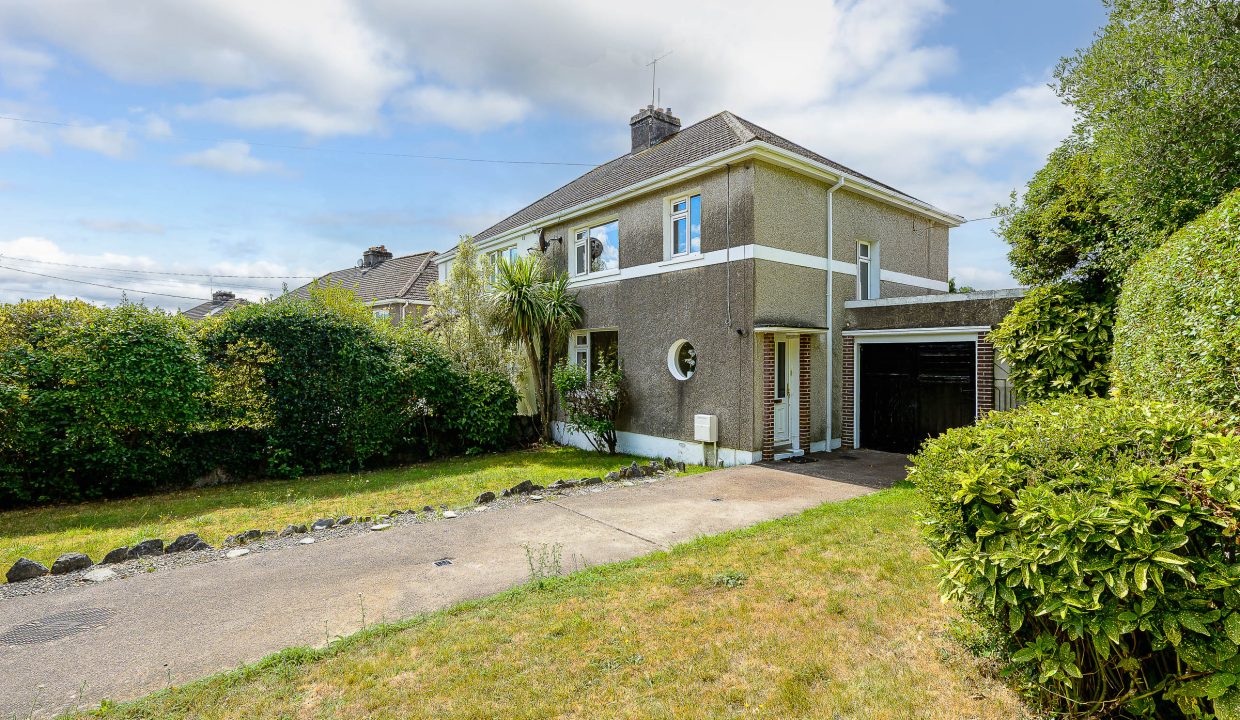 08.21 Hillside, 8 Lake Lawn, Well Road - ERA - H-Pix WEB 03