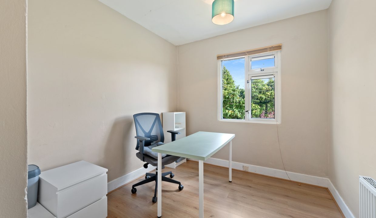 08.21 Hillside, 8 Lake Lawn, Well Road - ERA - H-Pix WEB 20