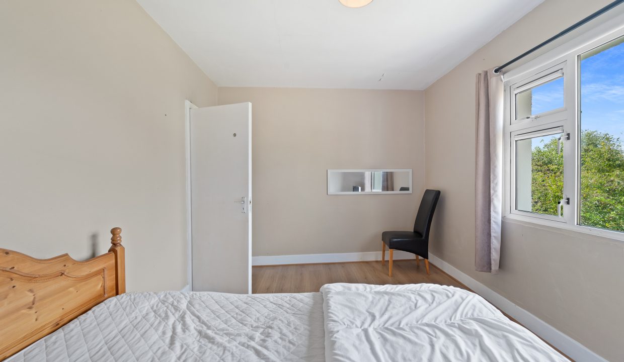 08.21 Hillside, 8 Lake Lawn, Well Road - ERA - H-Pix WEB 23