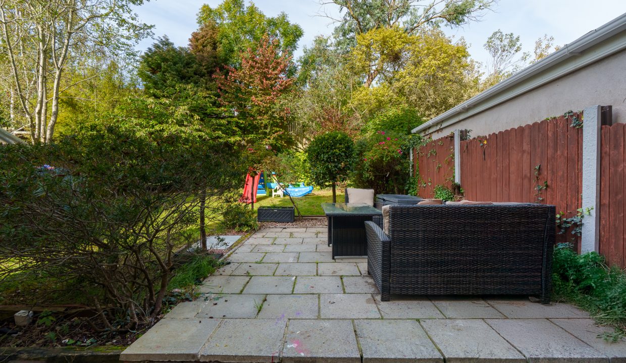 15 Abbotswood - exterior-6