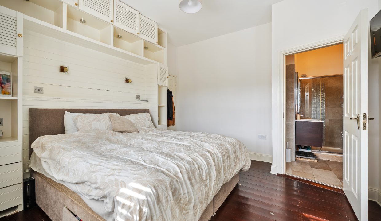 15 Abbotswood - interior-19