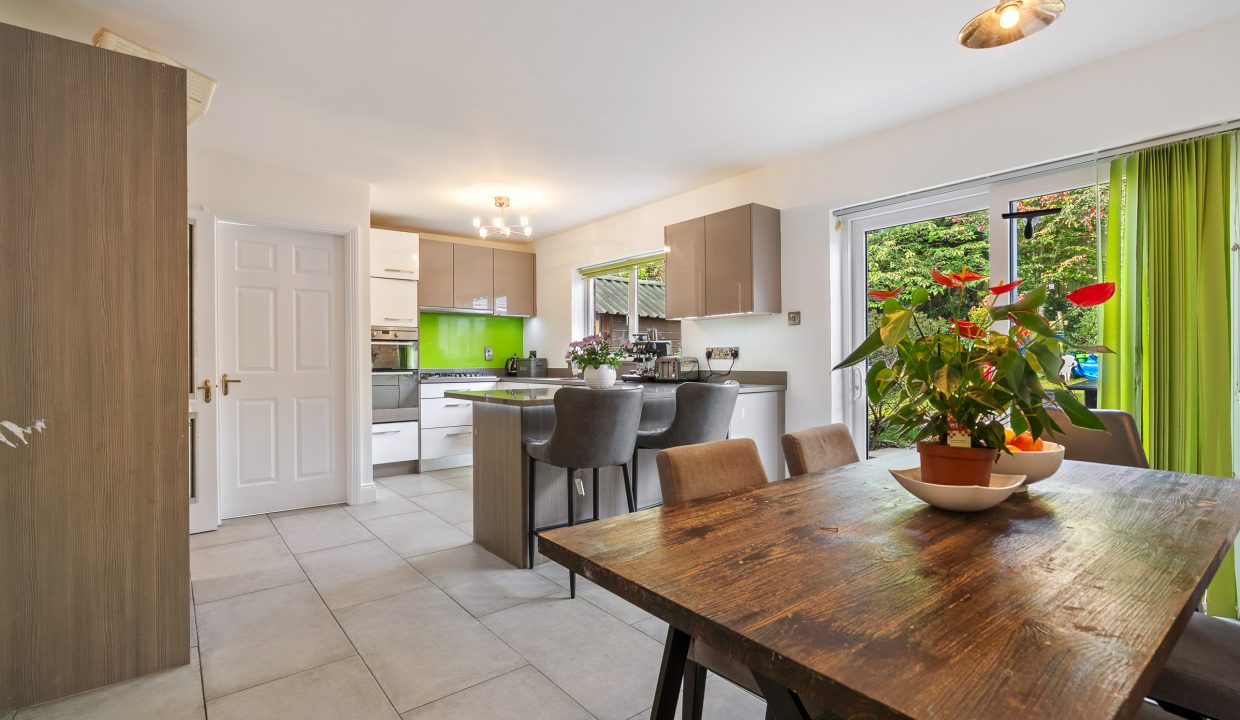 15 Abbotswood - interior-4