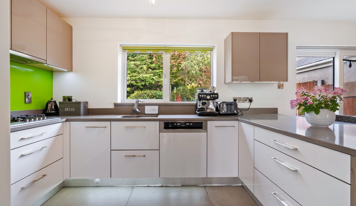 15 Abbotswood - interior-9
