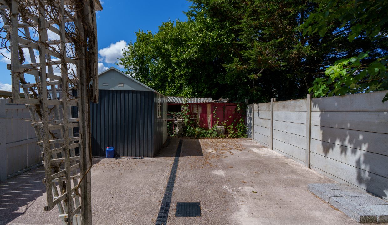 17 Glenamoy Lawn - exterior-3