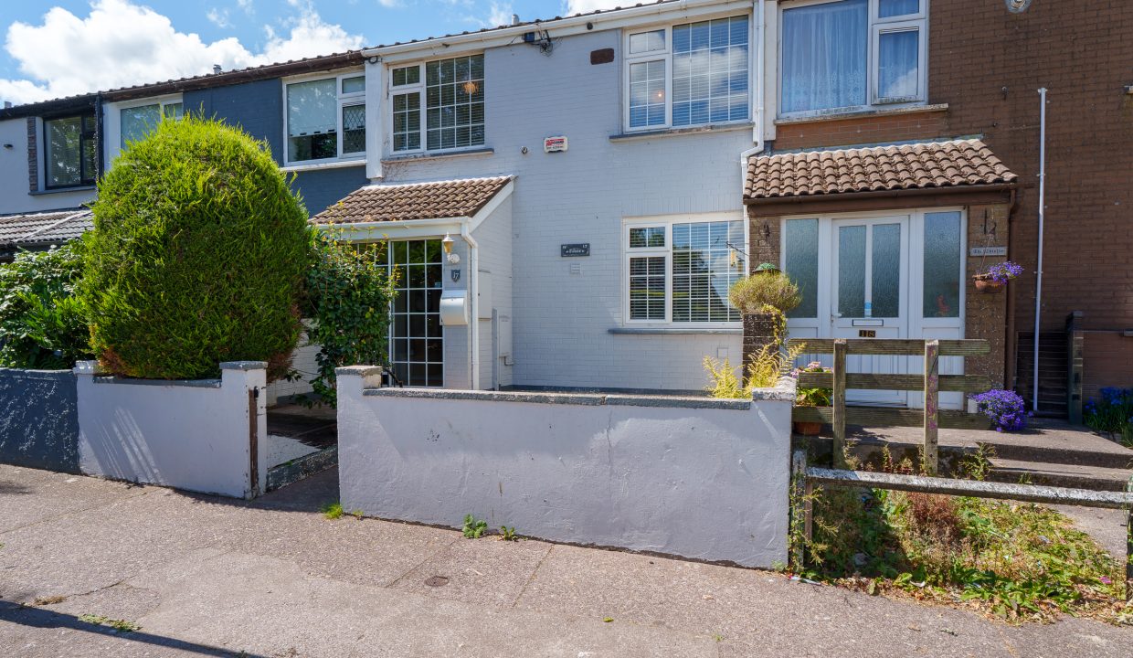 17 Glenamoy Lawn - exterior-8