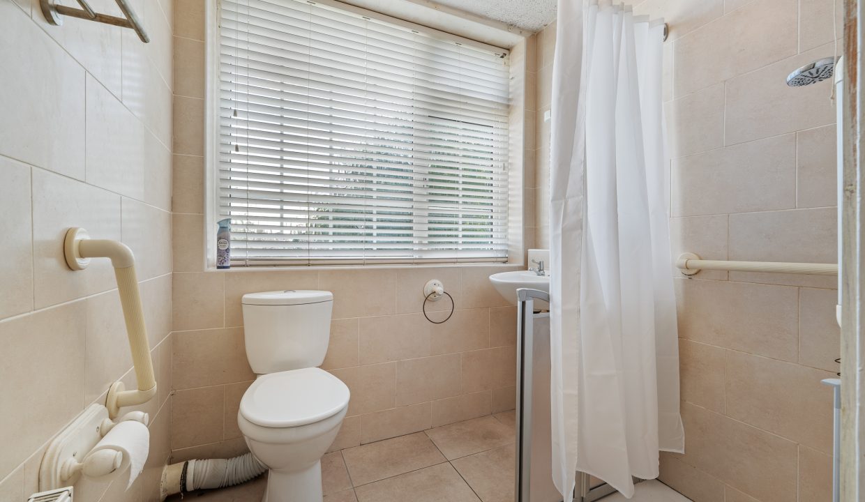 17 Glenamoy Lawn - interior-14