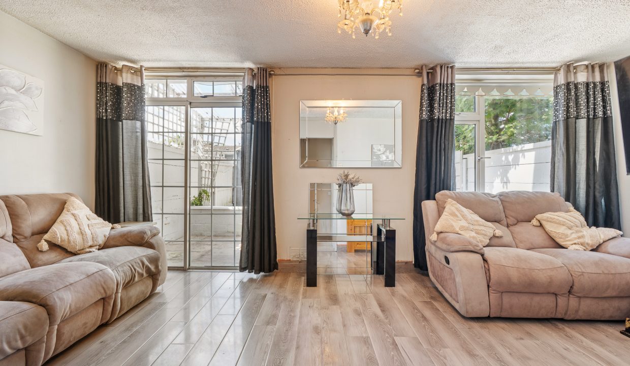 17 Glenamoy Lawn - interior-3