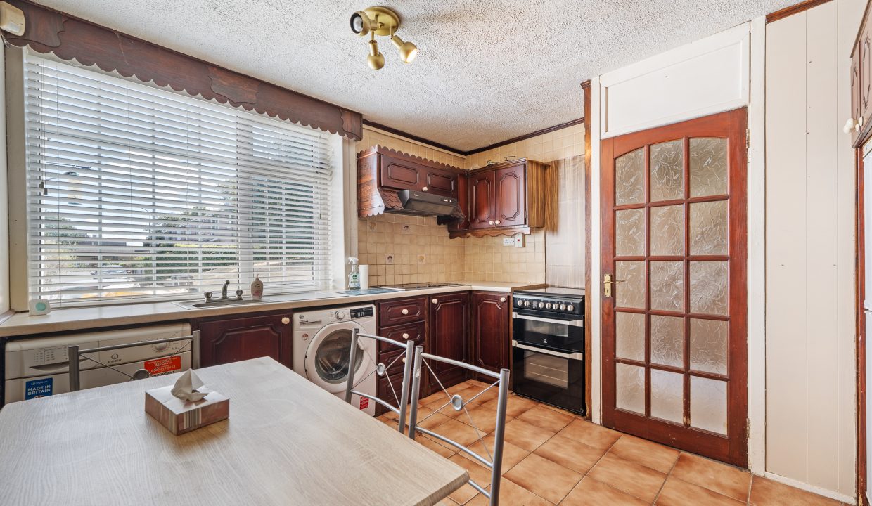 17 Glenamoy Lawn - interior-9