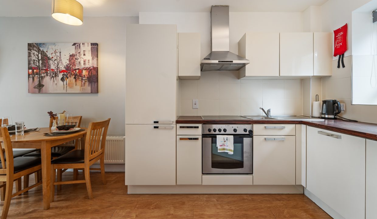 36 The Courtyard - updated interior-1-1