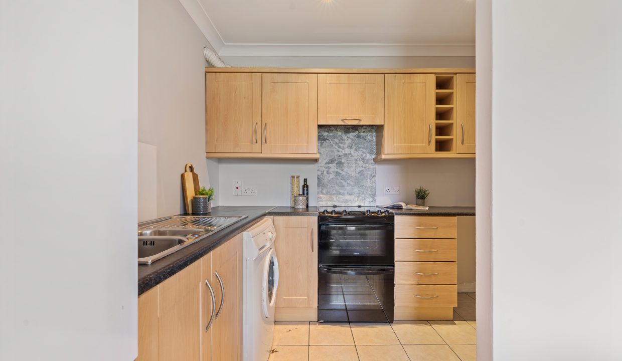 8 Ashton Lodge - interior-13