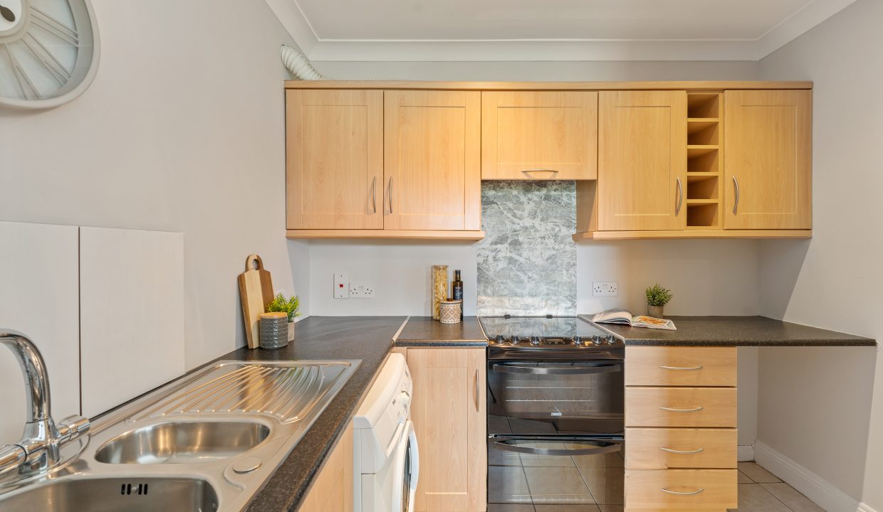8 Ashton Lodge - interior-14