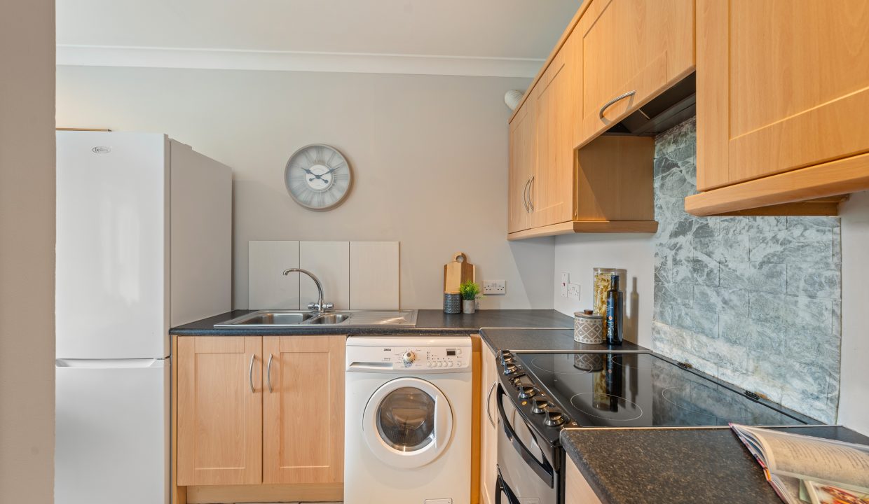 8 Ashton Lodge - interior-15