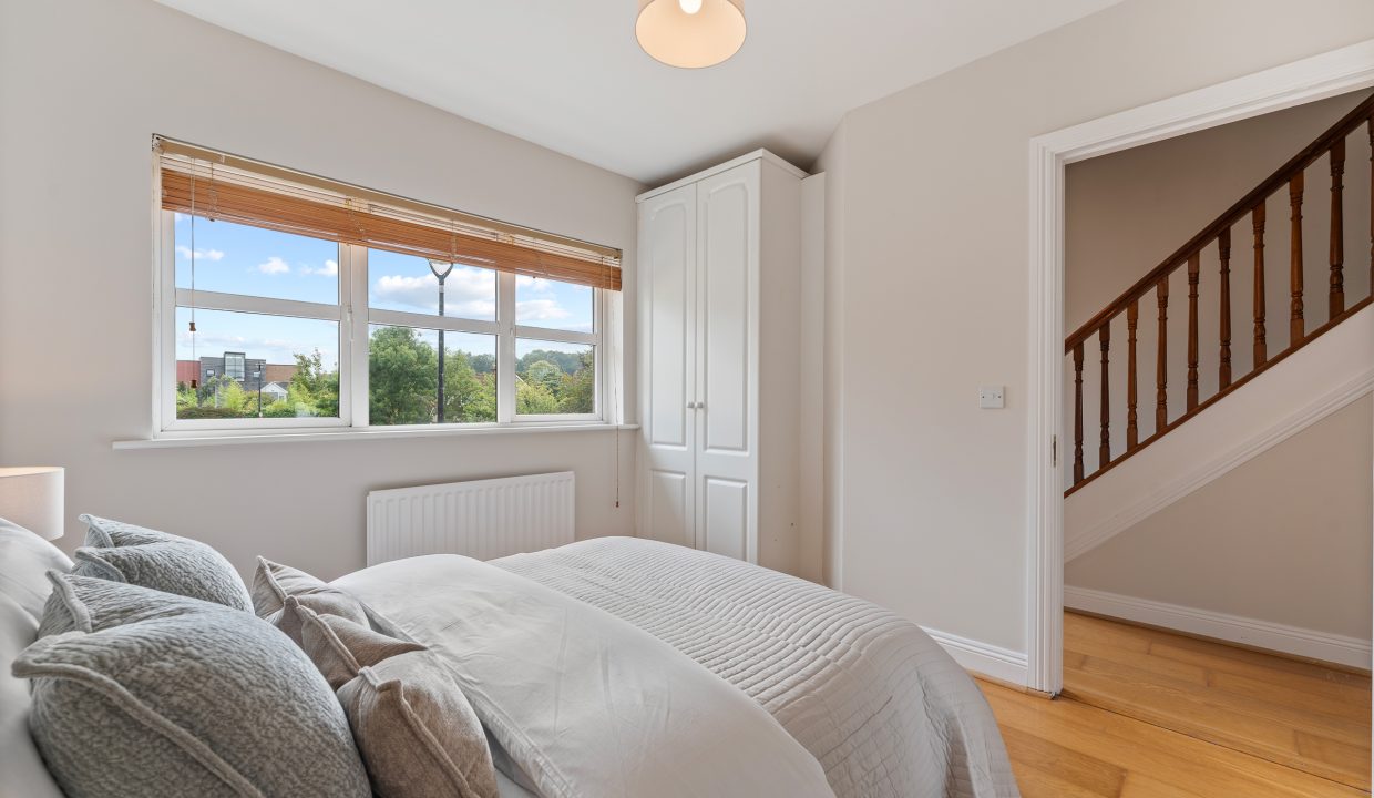8 Ashton Lodge - interior-3