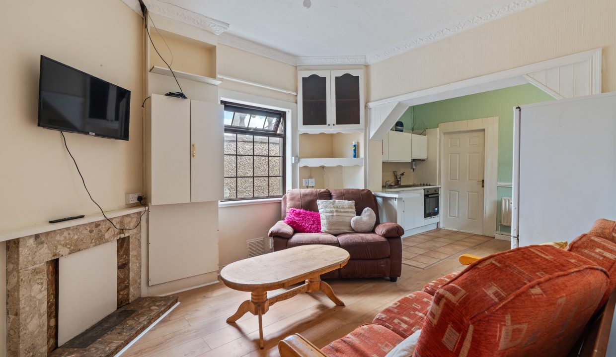 99 Glasheen Road - interior-1