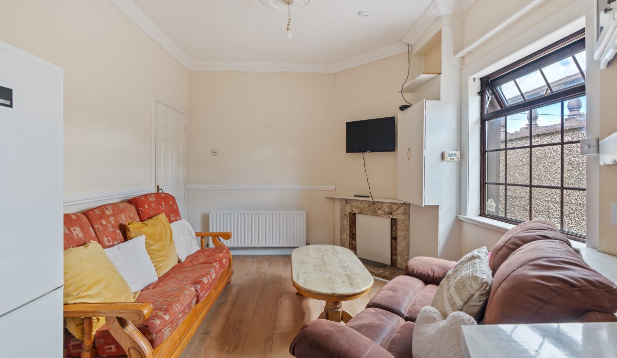 99 Glasheen Road - interior-3